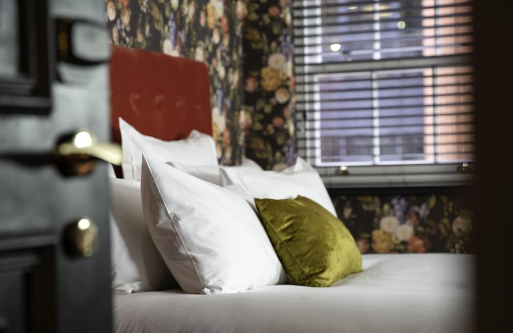 Lock & Key Hotel 22/69