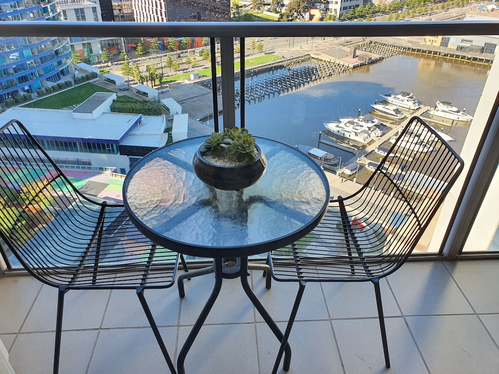 Harbour Escape Apartments 31/49