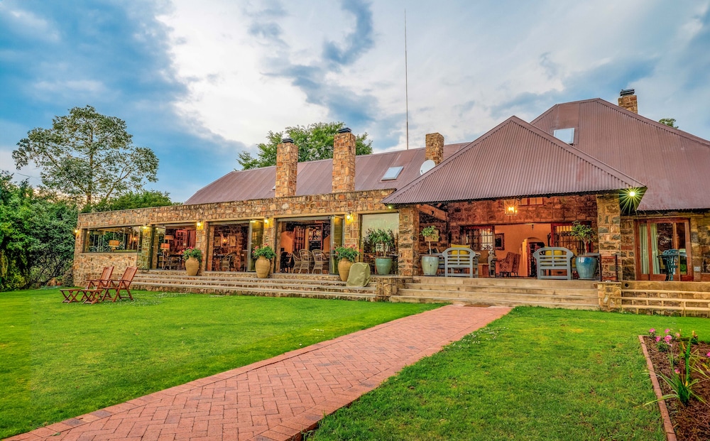 Walkersons Hotel Spa 40/43