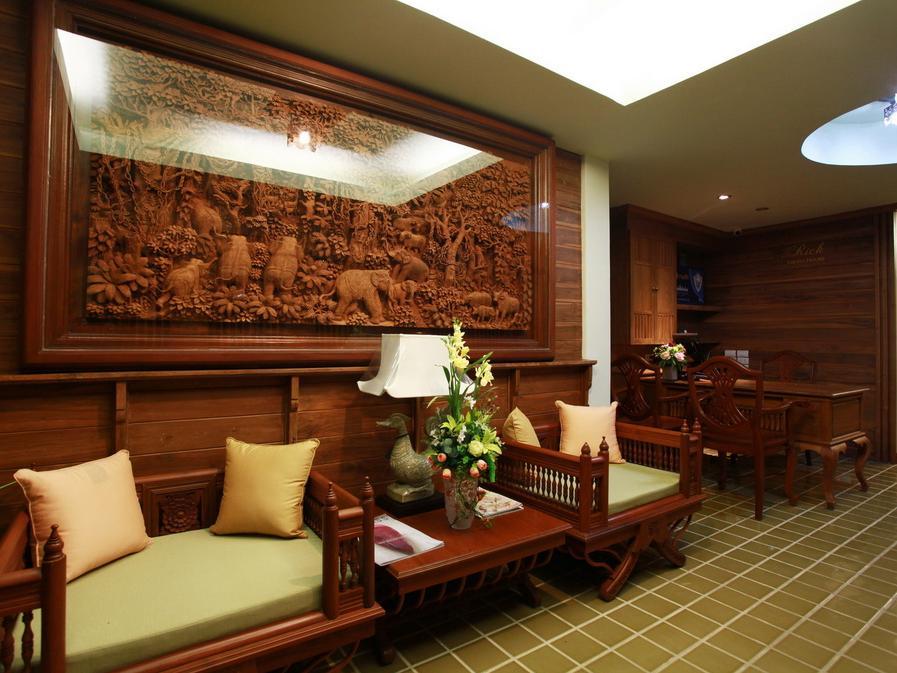 RICH LANNA HOUSE 24/32