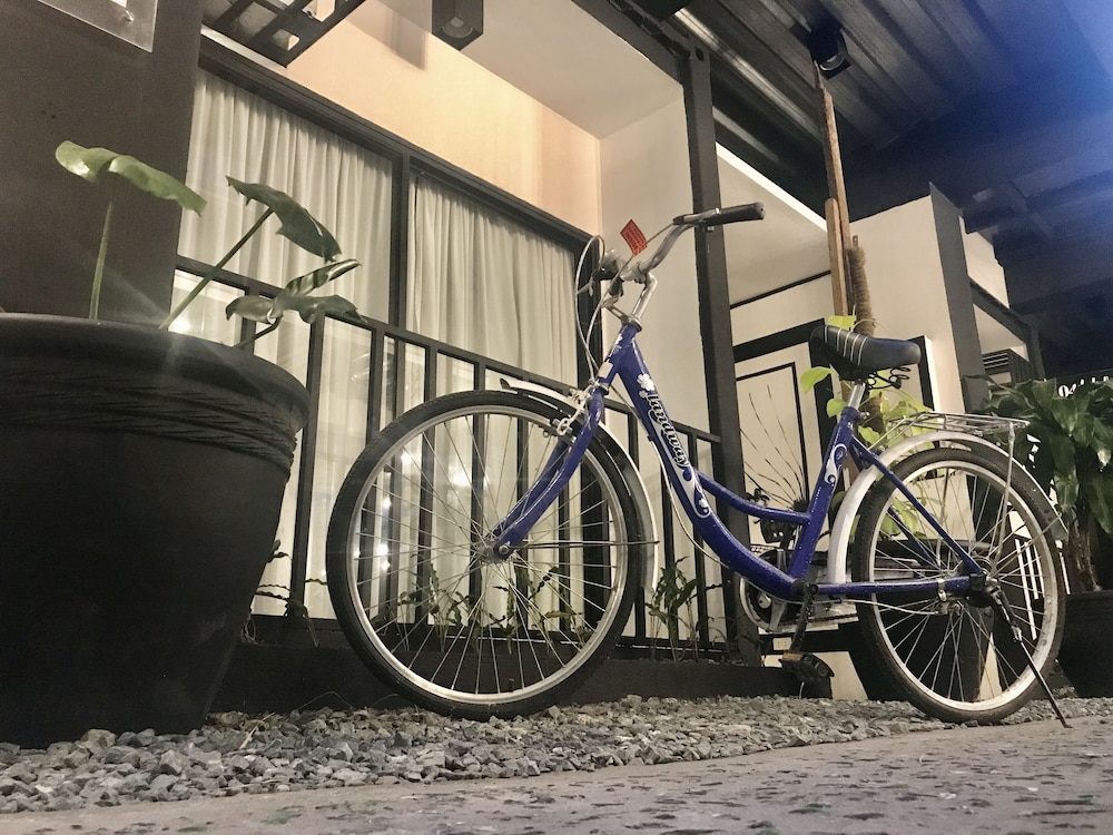 Containers By Eco Hotel Tagaytay 41/66