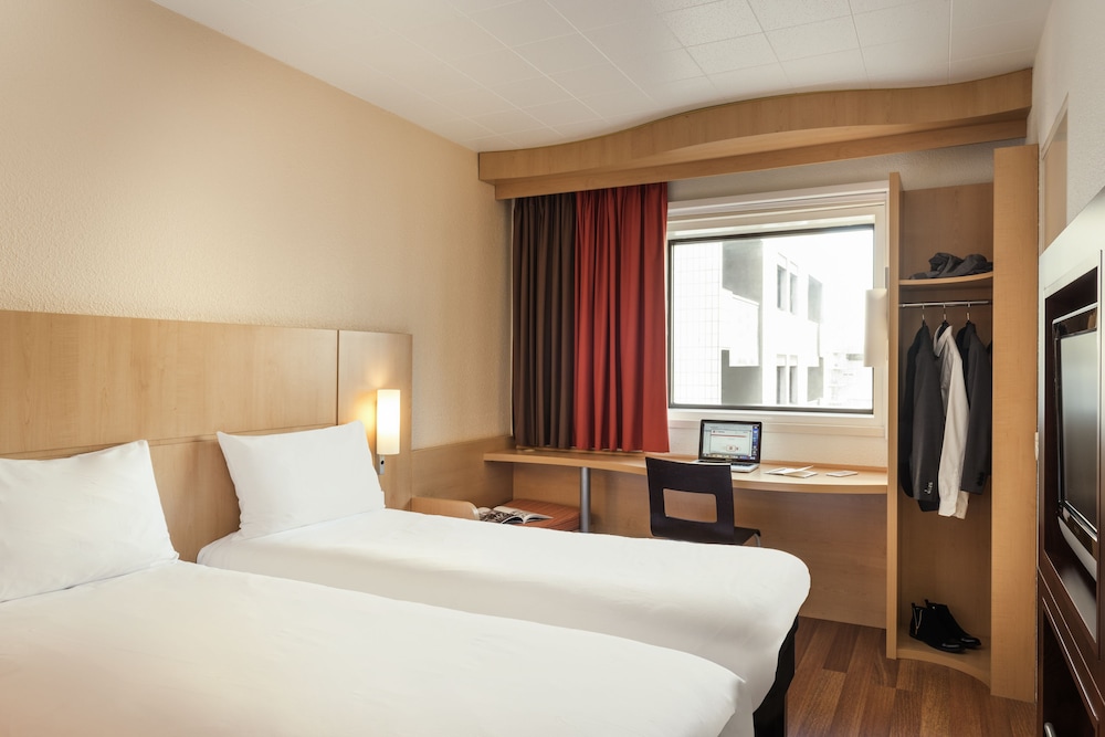 Ibis Douai Centre 20/65
