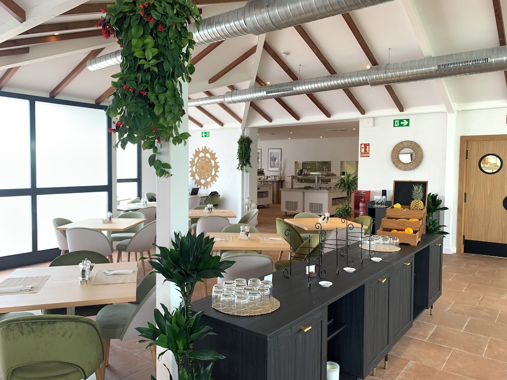 THE SUITES AT SAN ROQUE CLUB 7/50