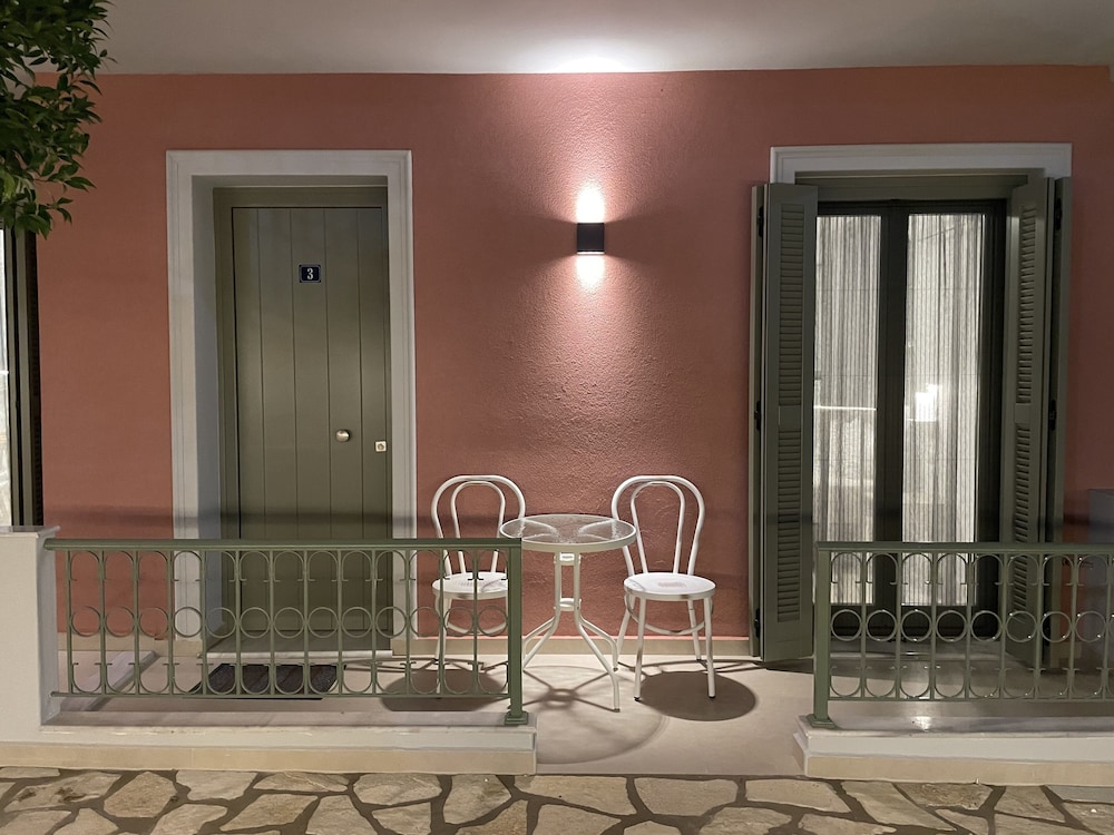 ANAX APARTMENTS PARGA 29/38