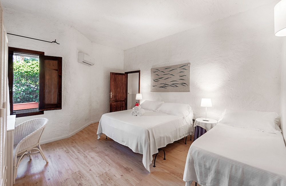Villa Mediterranea 4/28