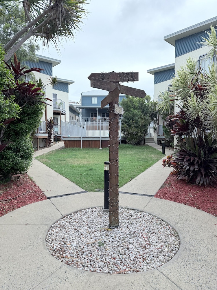 Emu Park Beach Resort 38/63