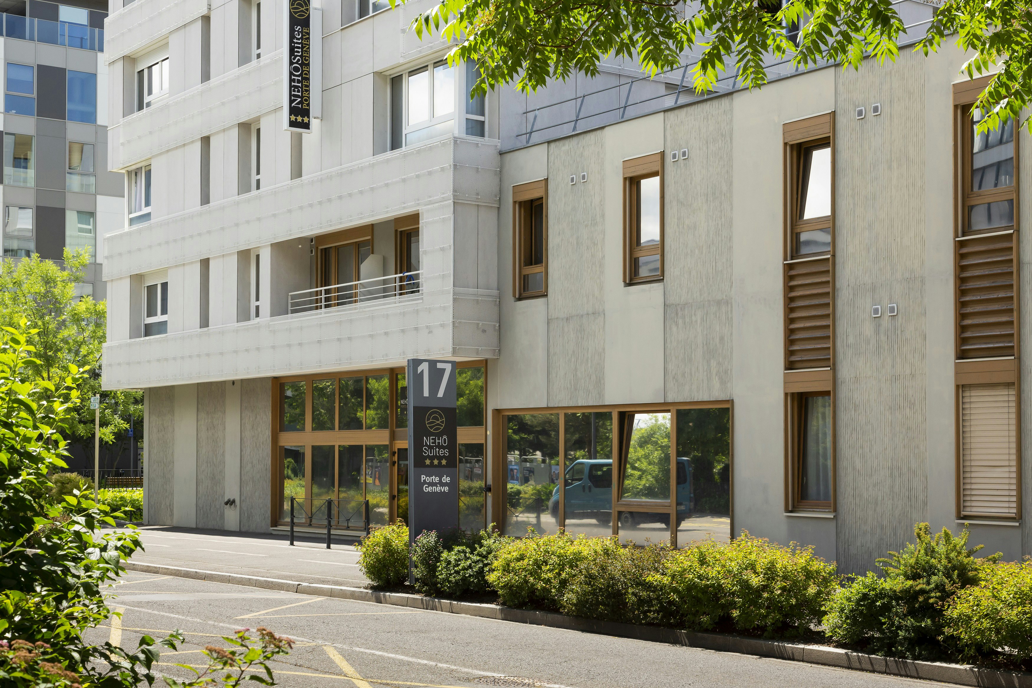 Neho Suites Porte de Geneve Gare Annemasse 4/30