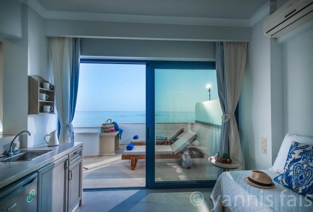 Pyrgos Malia 23/50