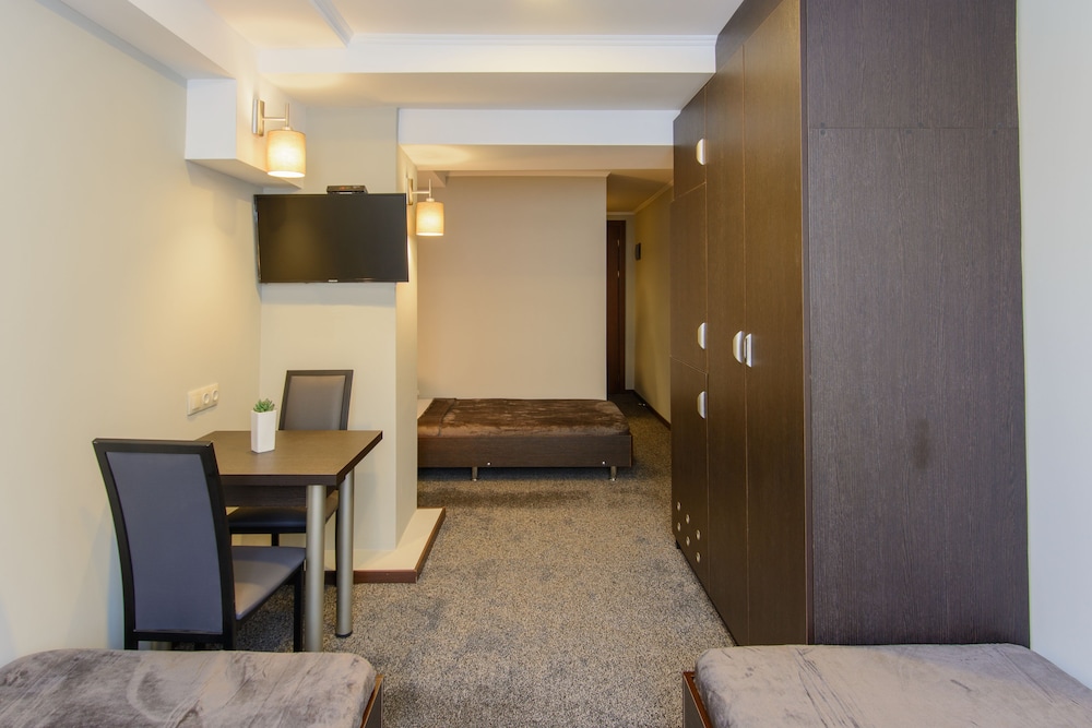 Hotel Reverence 28/35