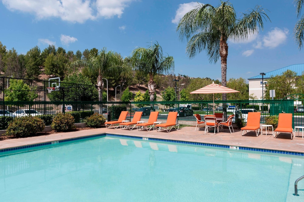 Residence Inn By Marriott Santa Clarita Valencia 56/61