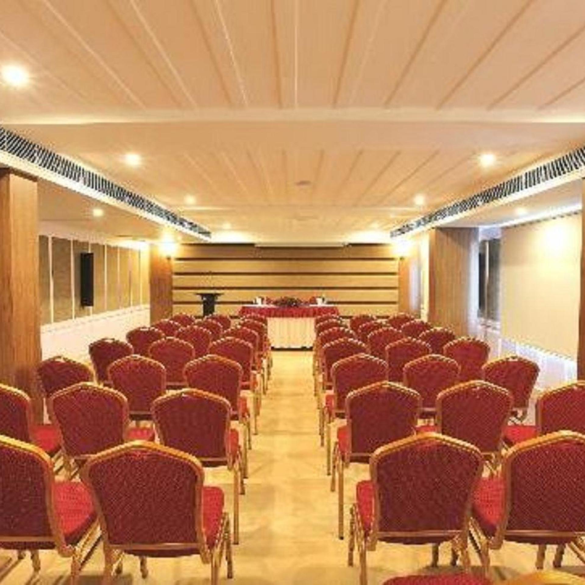 COCHIN PALACE 28/39