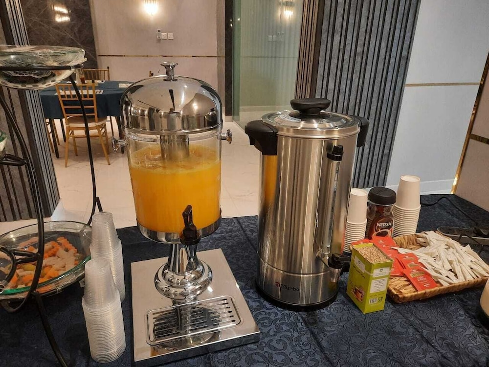 Sweet Land Hotel 34/63