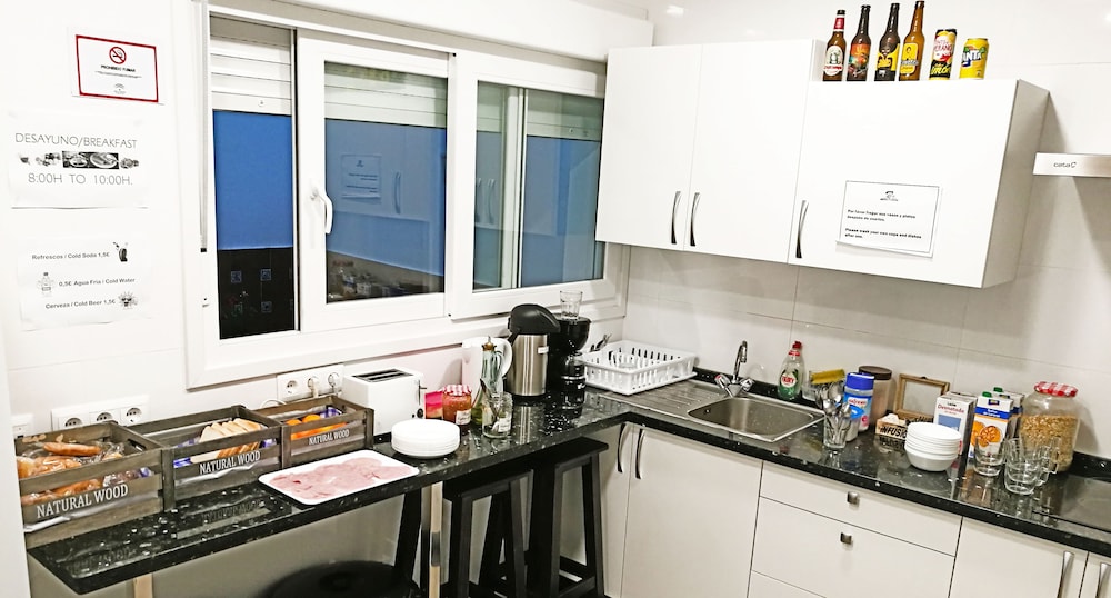 Hostel A2c - Adults Only 45/45