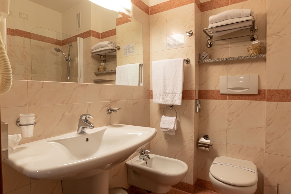 NilHotel 46/50