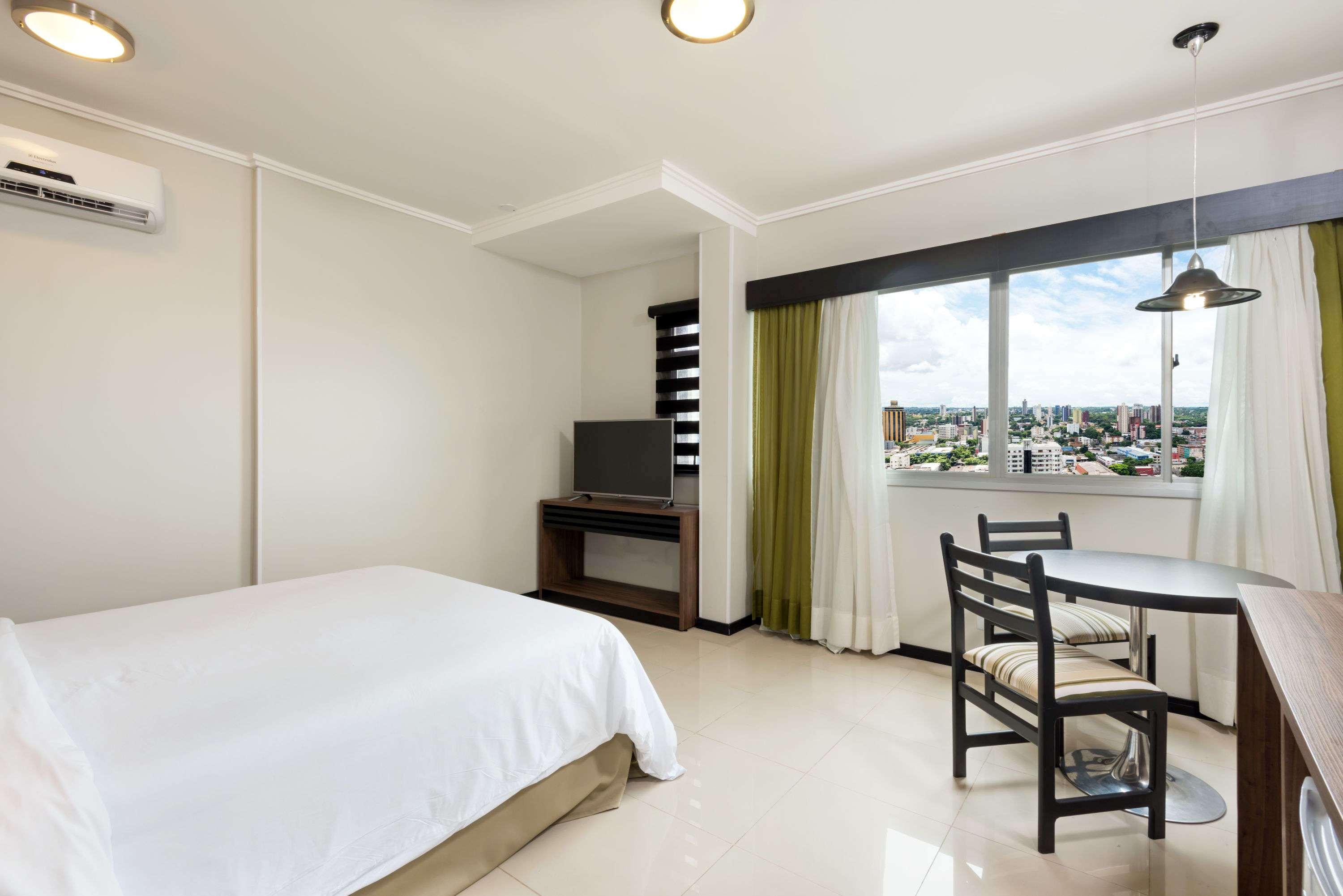 غرفة بريميوم بسرير كوين، Wyndham Golden Foz 2/3