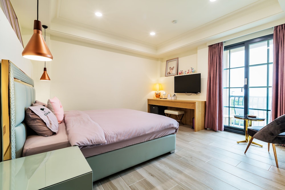SUPERIOR, DOUBLE BED, BALCONY