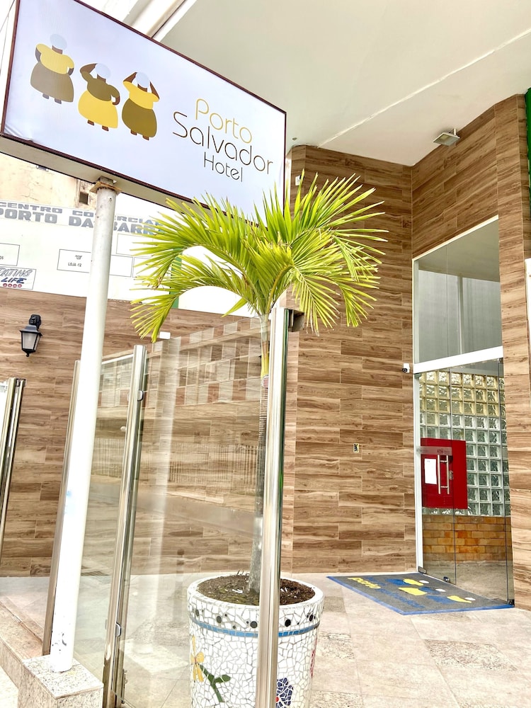 Porto Salvador Hotel 4/50