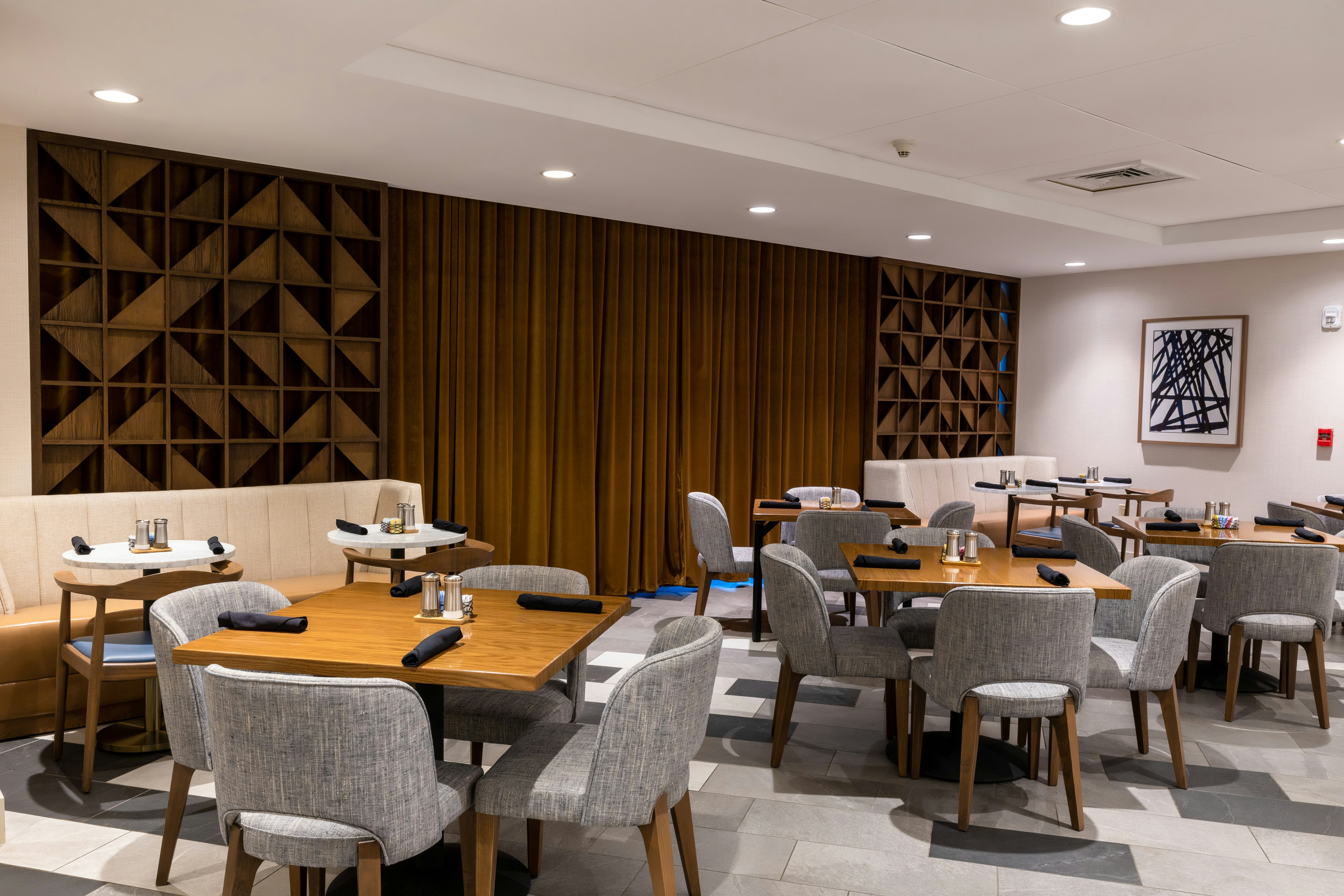 DoubleTree by Hilton Hotel Tinton Falls - Eatontown 38/51