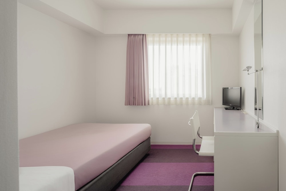 ROOM, DOUBLE BED
