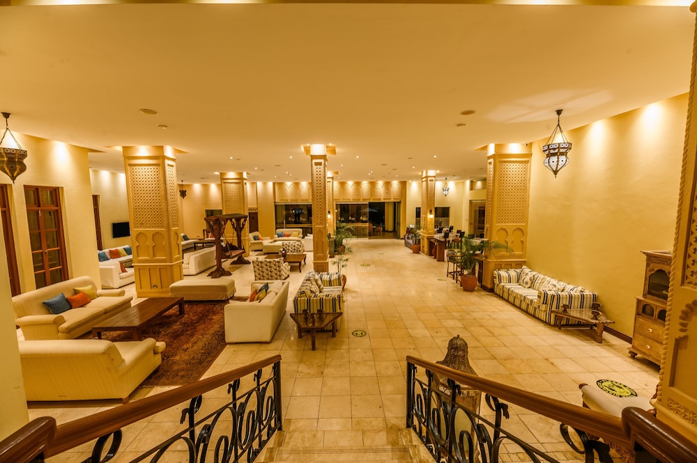 Cocoa Boutique Hotel 69/79