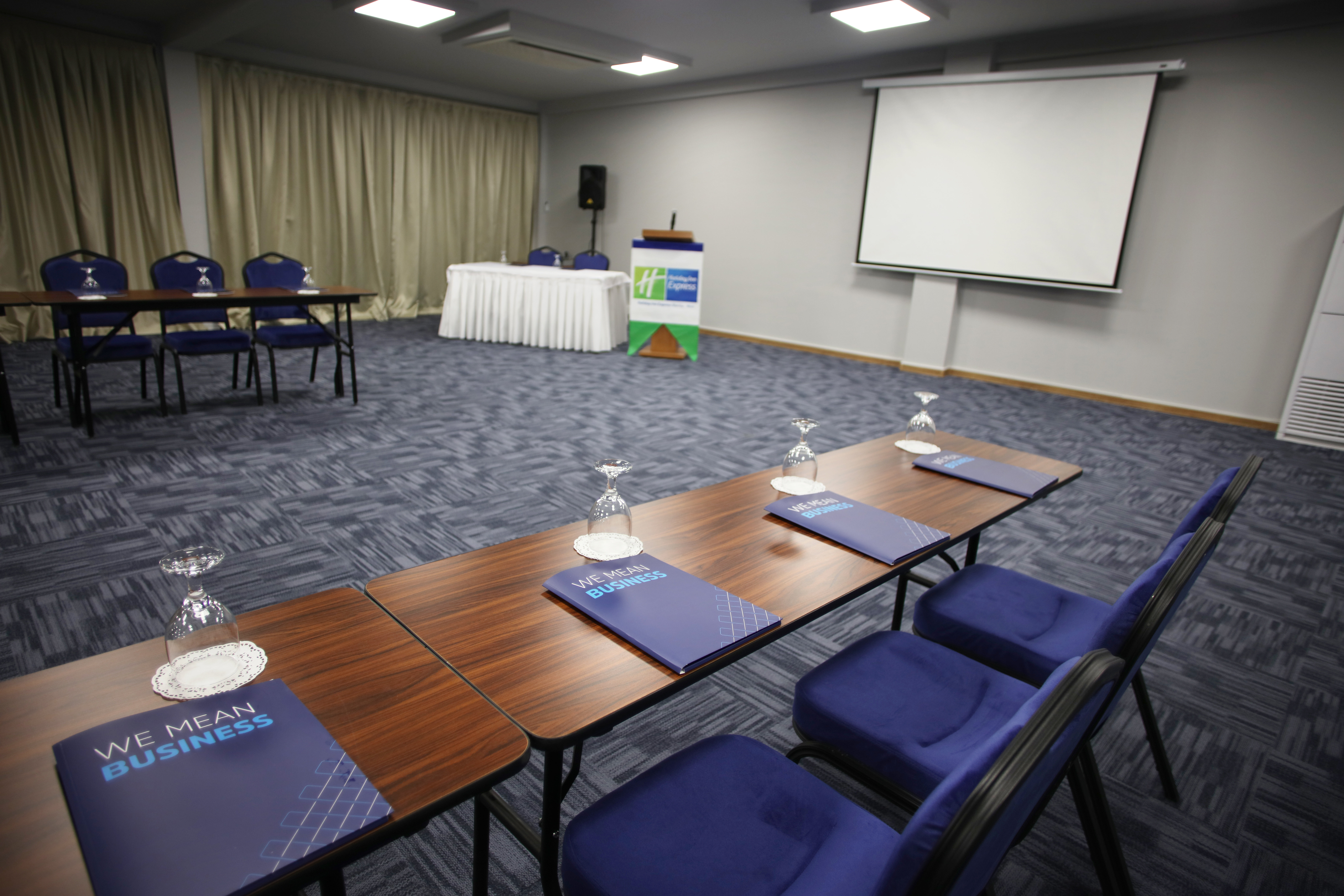 Holiday Inn Express Manisa - West 41/50