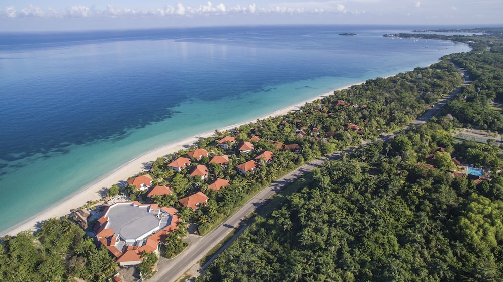 Couples Swept Away - All Inclusive - Couples Only 59/66