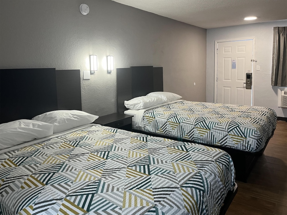 Studio6 Suites Hurricane, WV 28/41