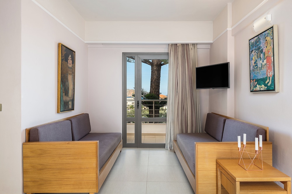 Porto Platanias Village Resort 54/73