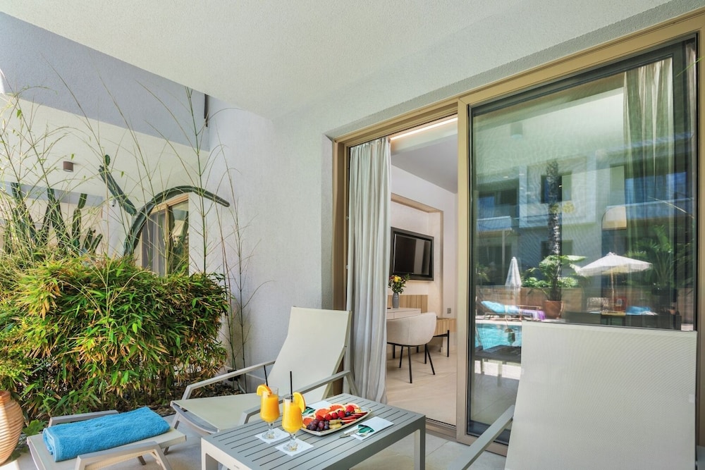 Pefki Deluxe Residences 36/50