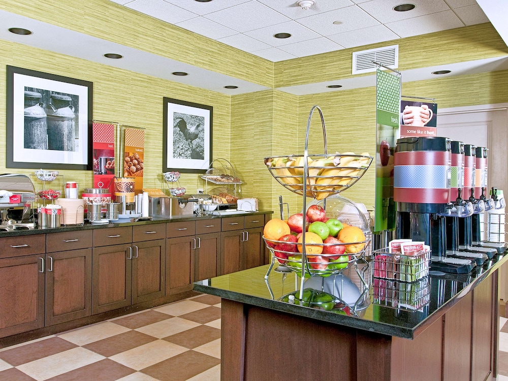 Hampton Inn Augusta 22/29