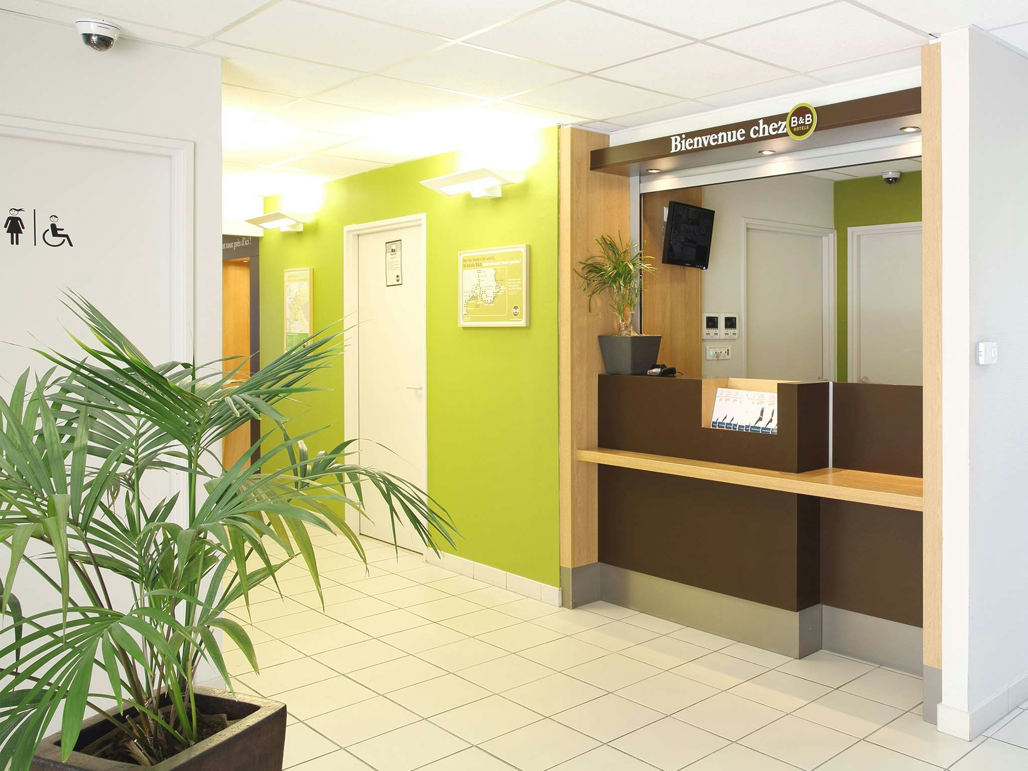 Lobby at B&B HOTEL Marseille Aeroport Saint-Victoret, Saint-Victoret