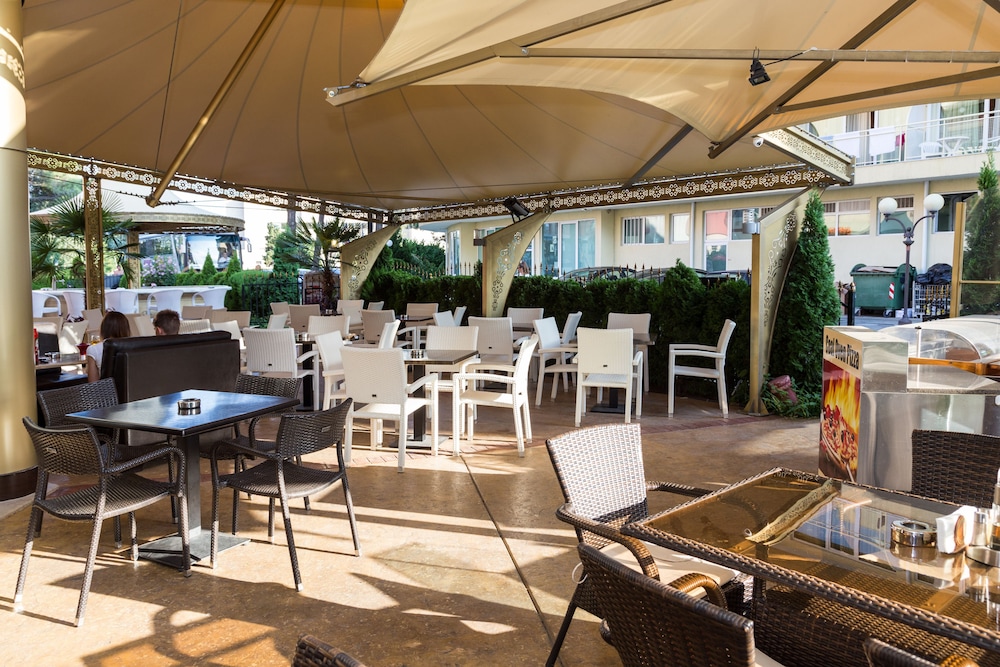 Saint Valentine Hotel 30/43