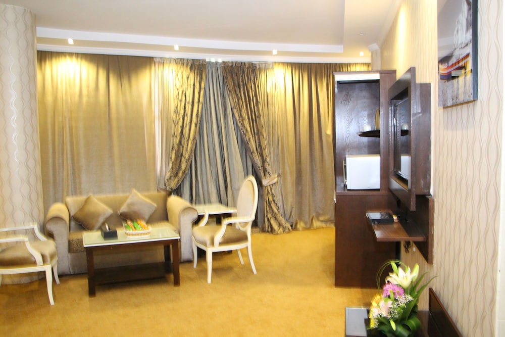 Al Muhaidb Residence Al Dowally 20/30