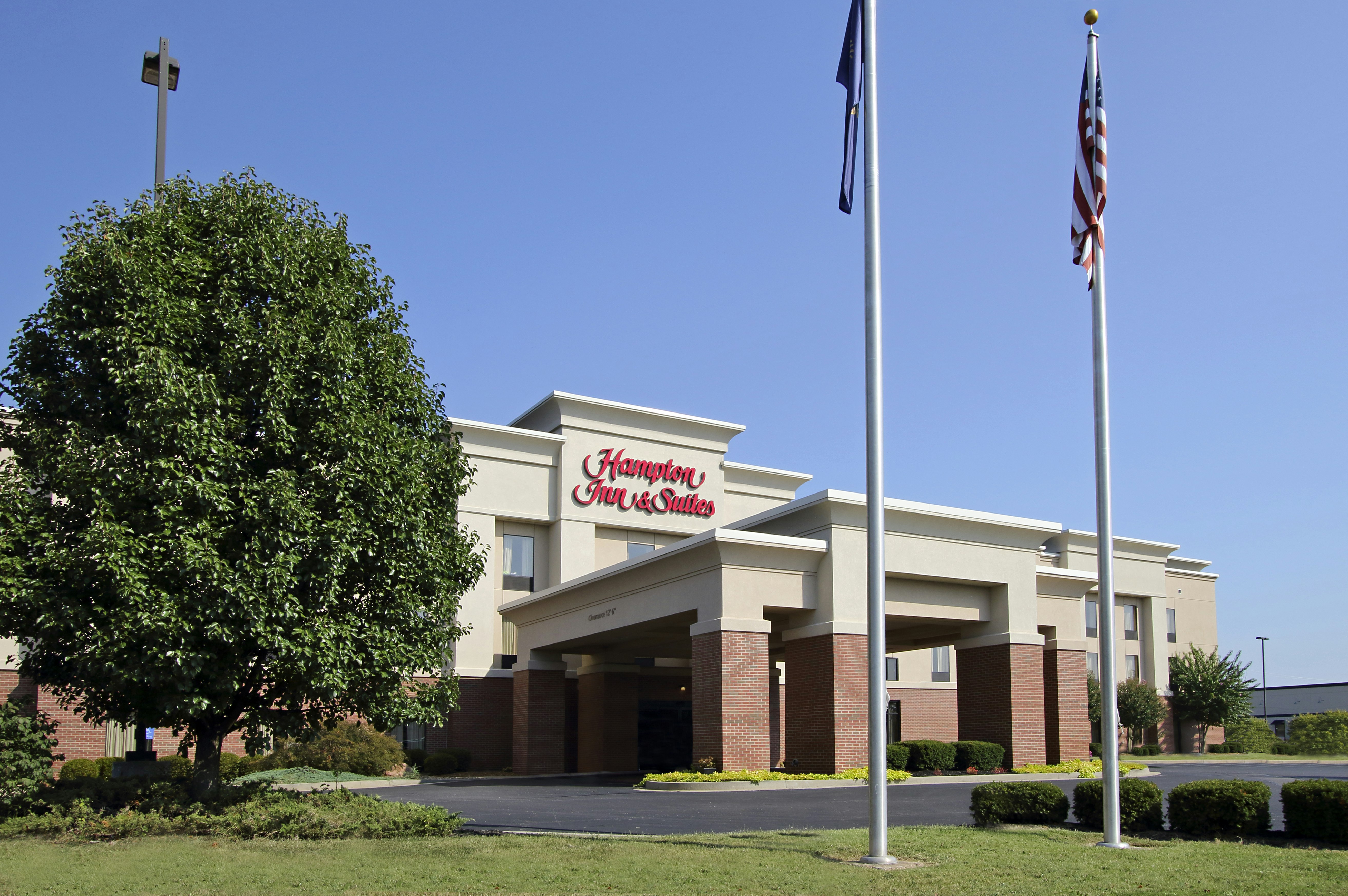 Hampton Inn Suites Murray 4/37
