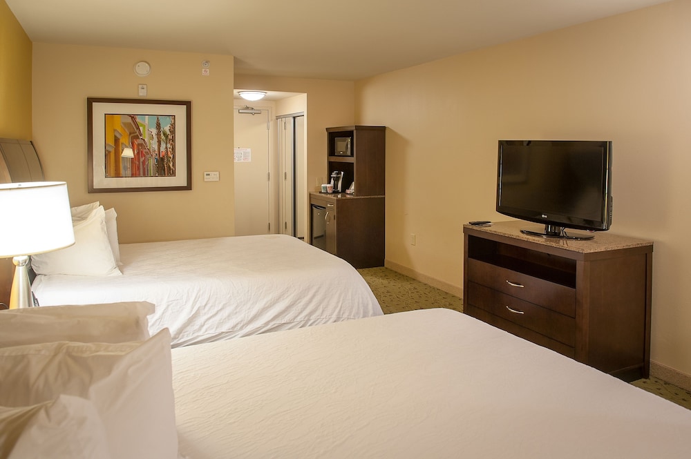 Evolution, 2 Queen Beds