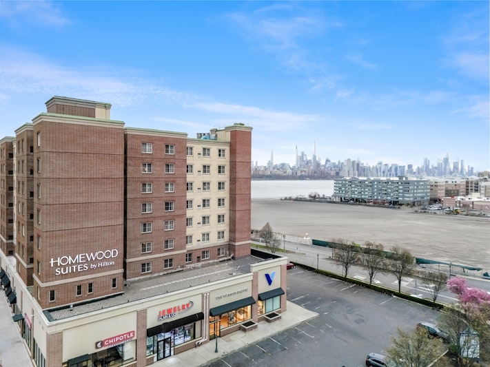 Homewood Suites by Hilton Edgewater-NYC Area 1/19