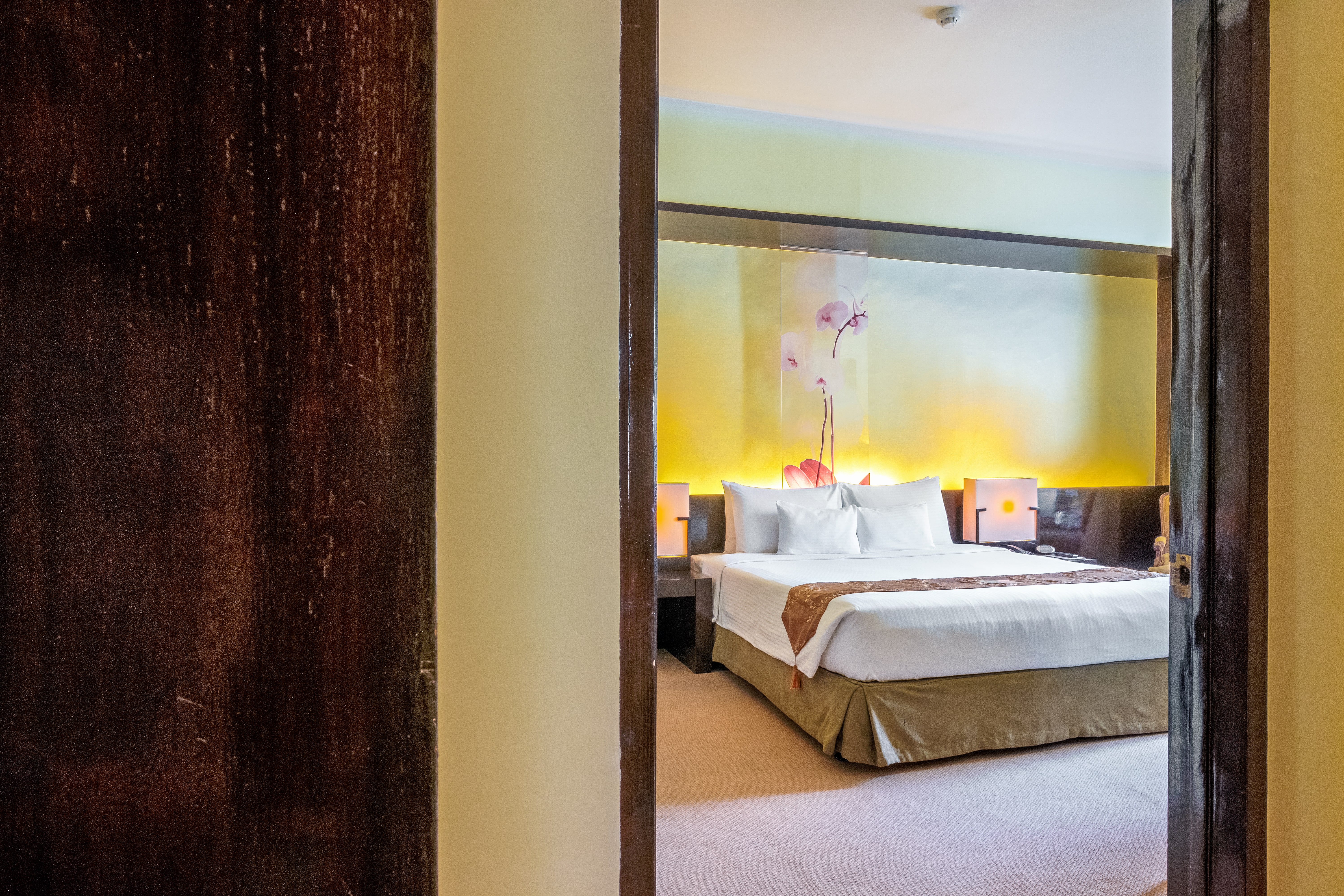 جناح تنفيذي، Waterfront Cebu City Hotel and Casino 6/6