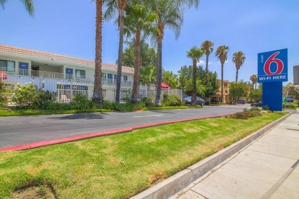 Motel6 Simi Valley, CA 41/50
