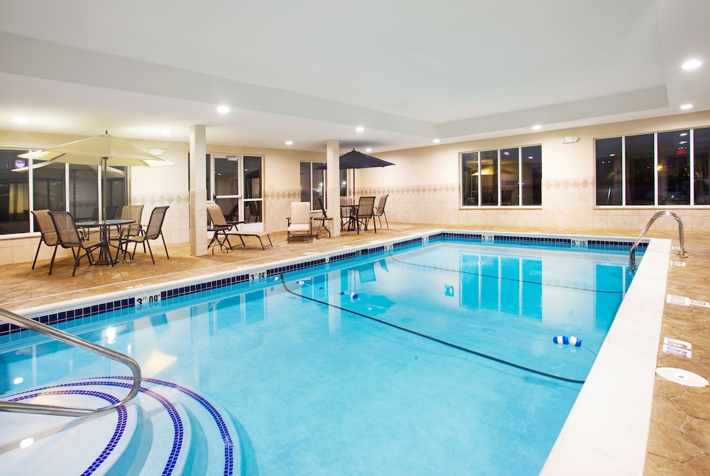 Holiday Inn Express Hotel And Suites Chicago South Lansing 5/71