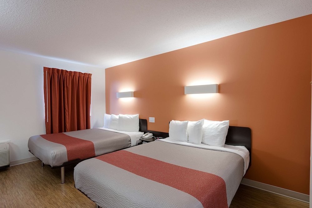 Motel6 Brandon, MB 21/46