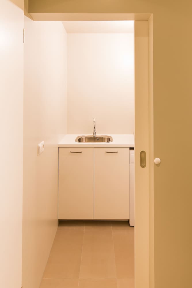 Acco Luxury Apartments 9/50