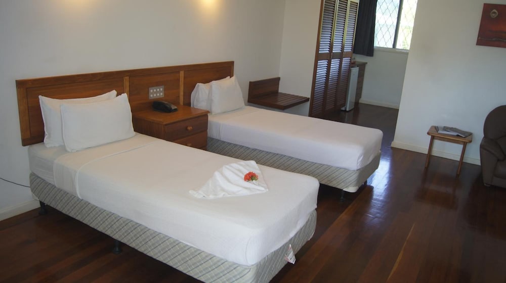 Madang Star International Hotel 12/60