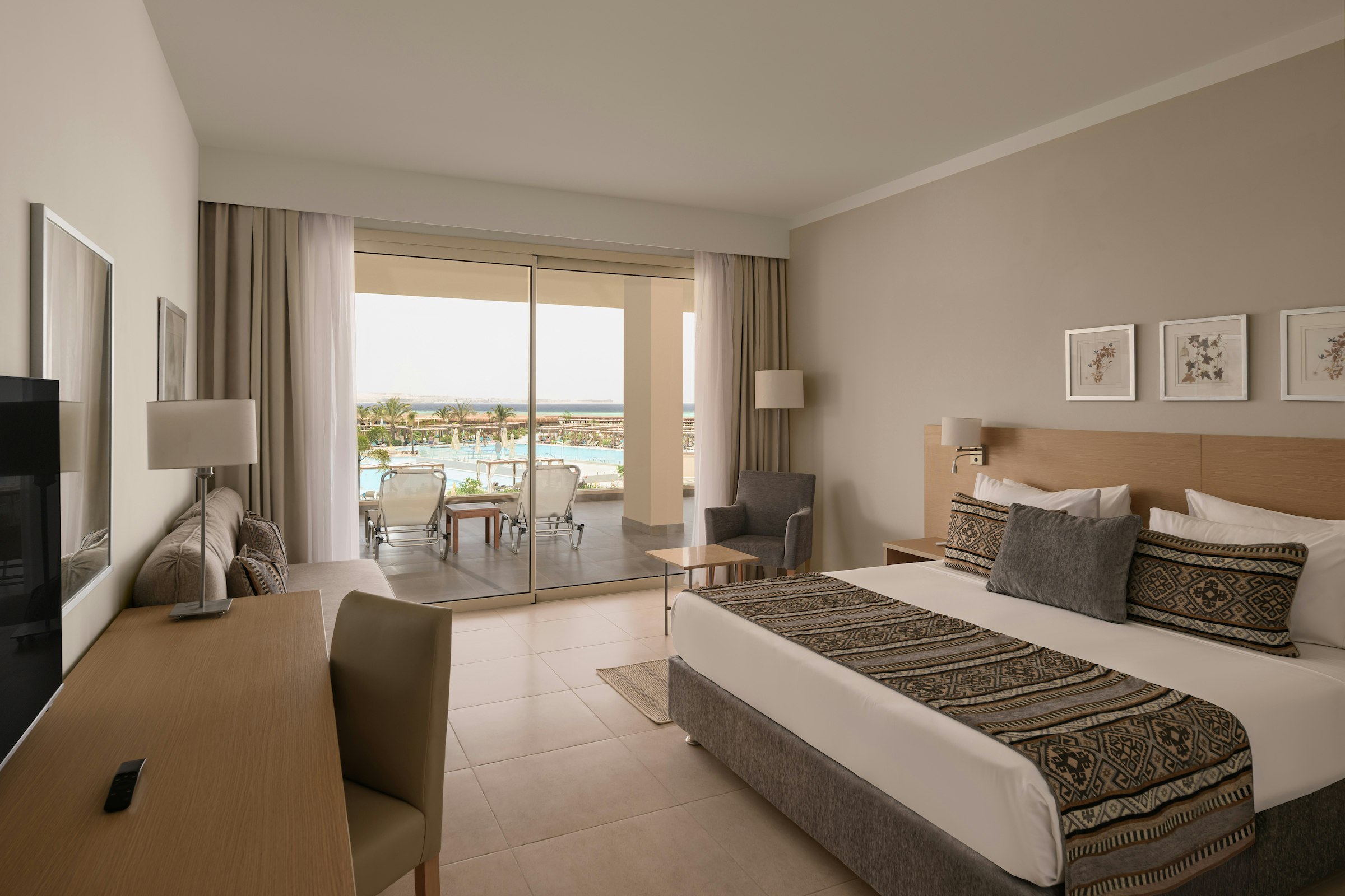 Royal, Suite, with Pool