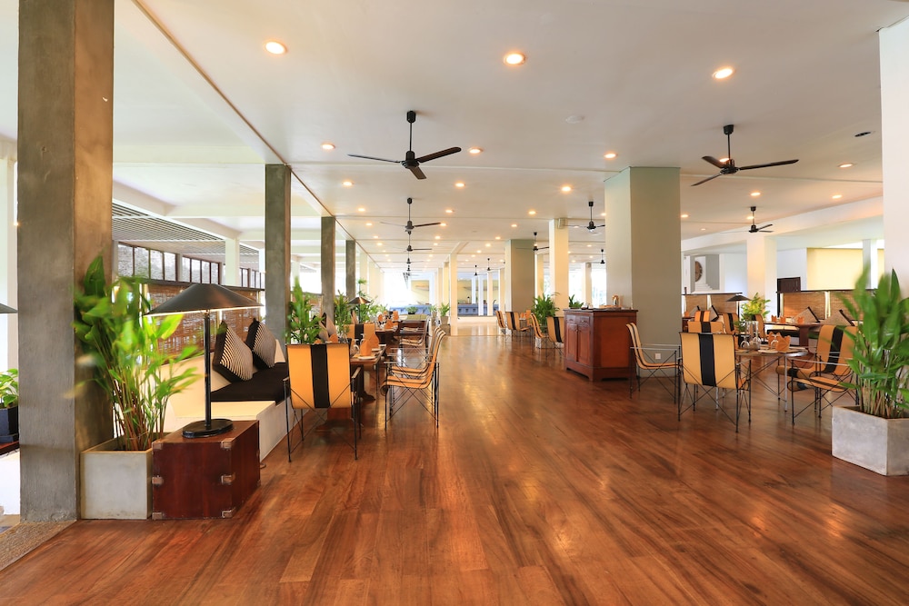 The Blue Water Hotel and Spa 29/50