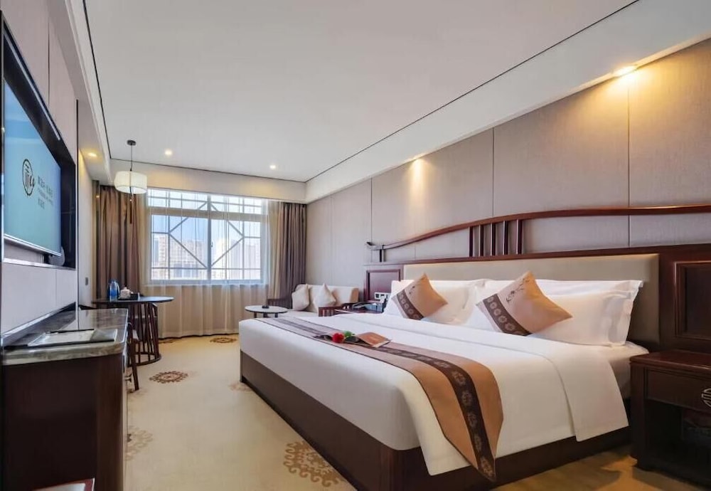 The Sky Gate Hotel 9/46