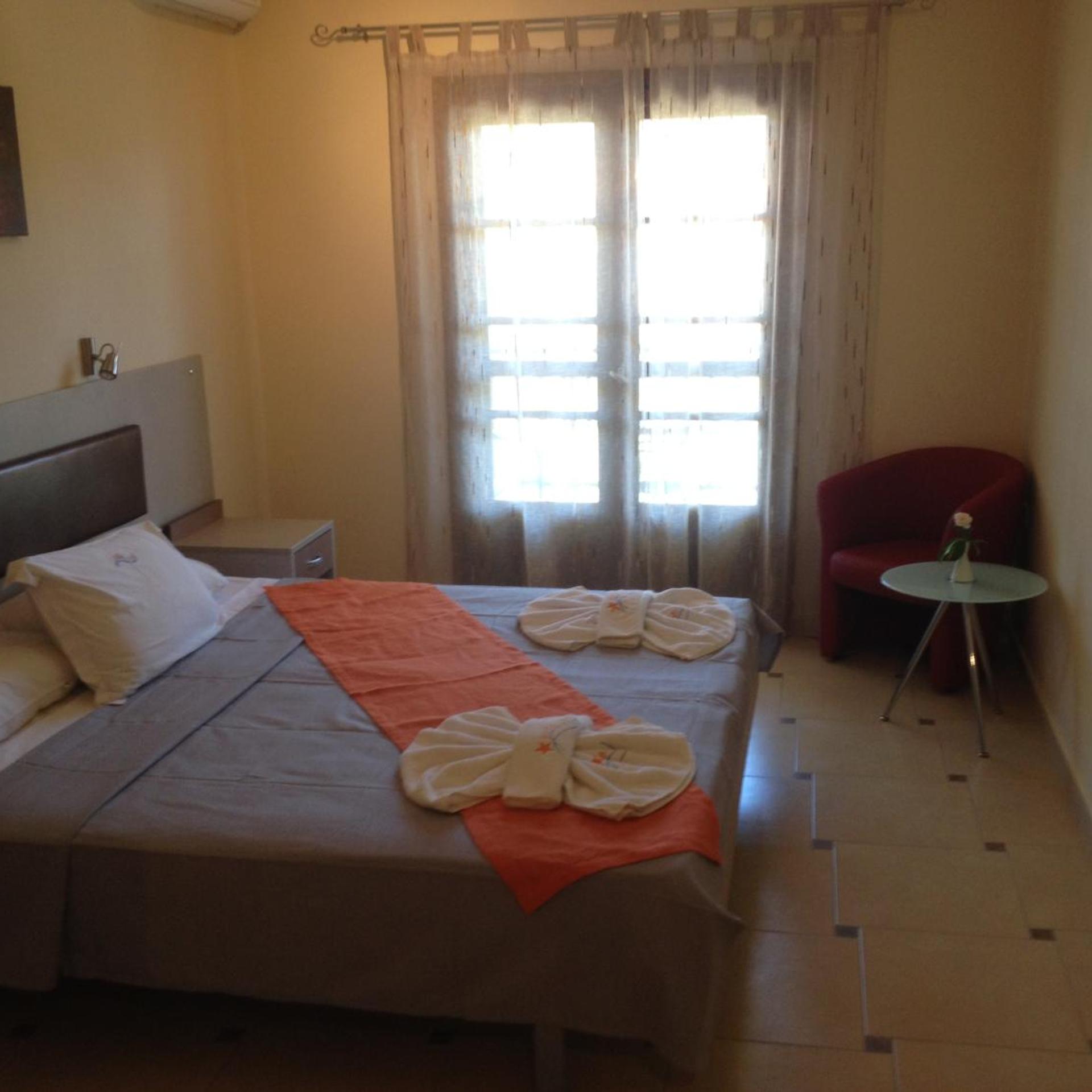 Avra Hotel 17/58
