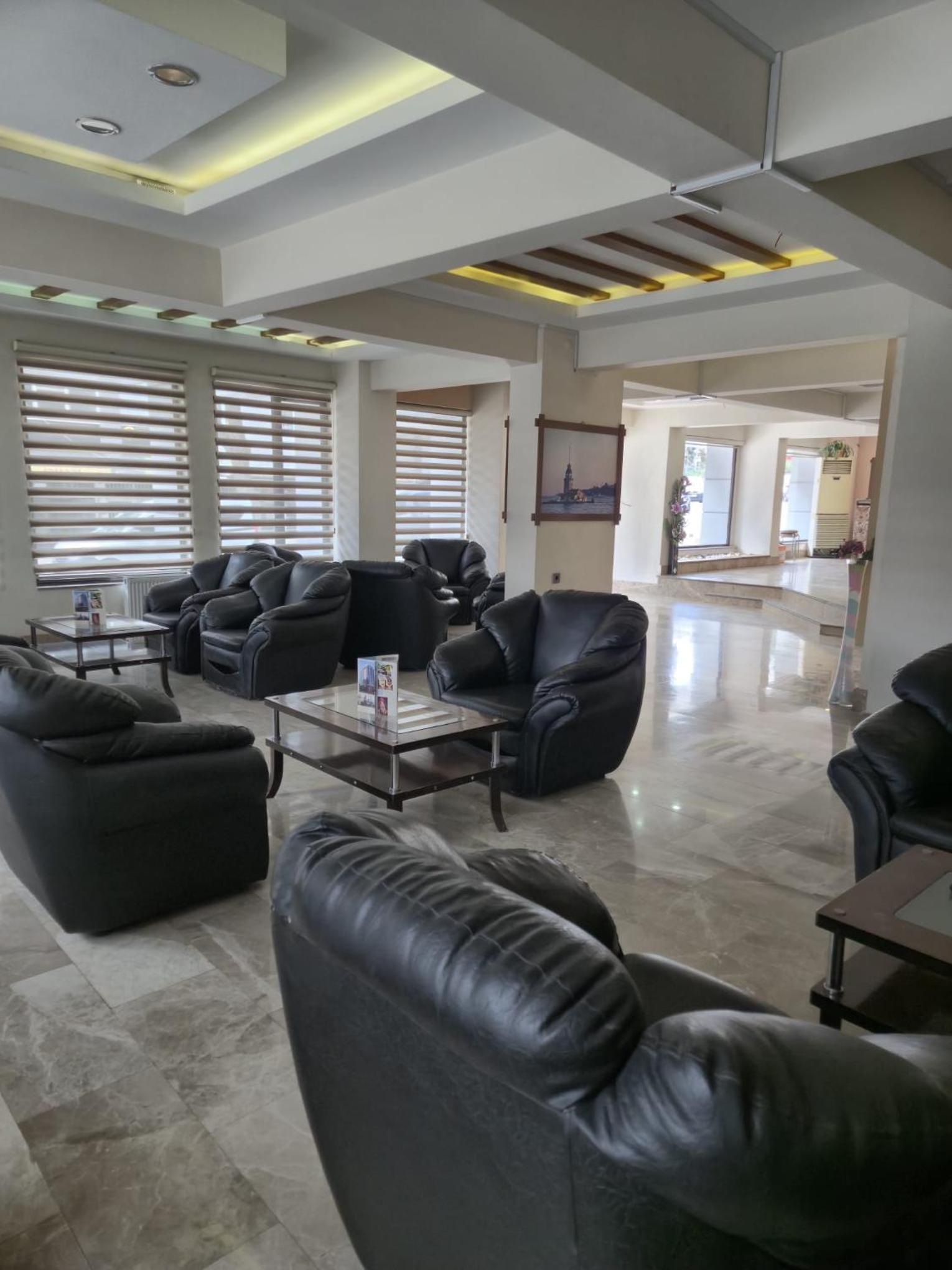 Bulut Hotel 8/12