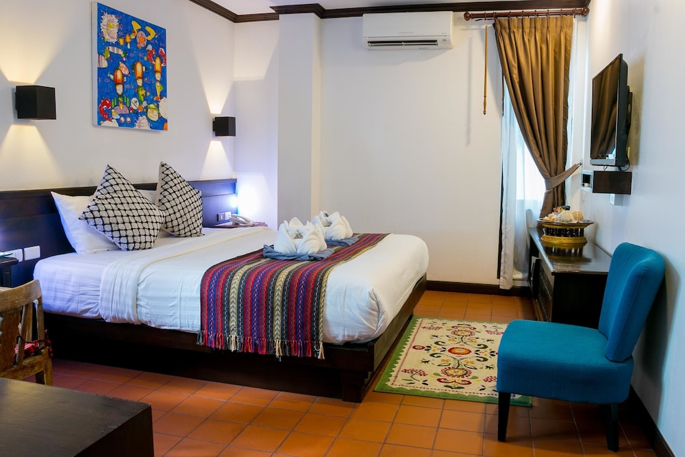 Baan Huen Phen 16/69