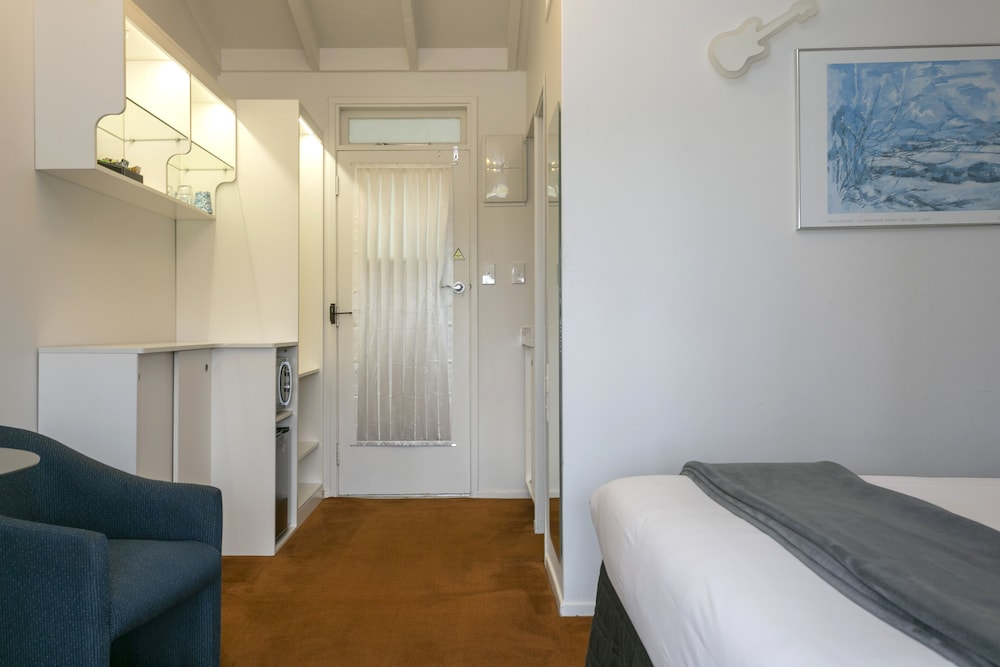 Vu Thermal Lodge 22/70