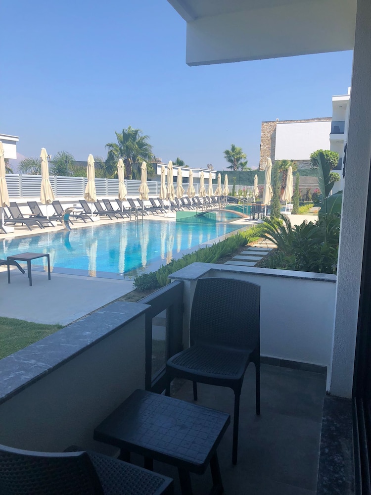 Selluka Boutique Hotel 38/48